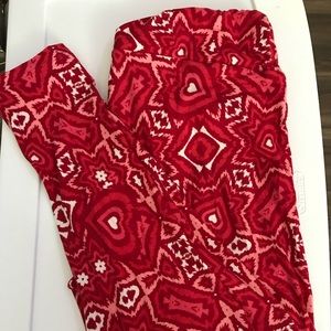 Tall and curvy LulaRoe leggings